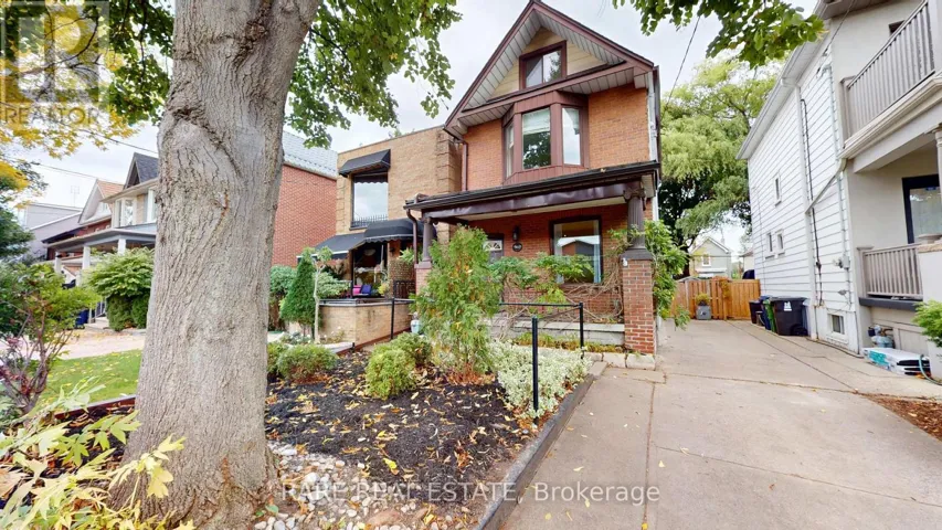965 LOGAN AVENUE, Toronto (Playter Estates-Danforth), Ontario M4K3E6