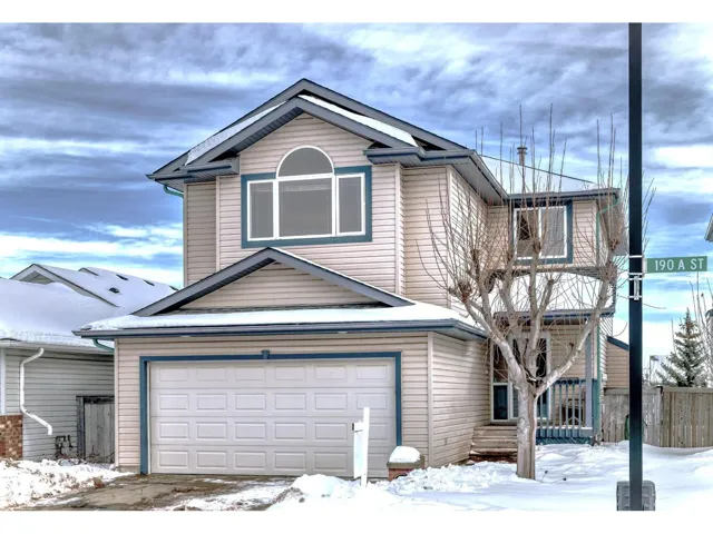 4713 190A ST NW, Edmonton, Alberta T6M2V6