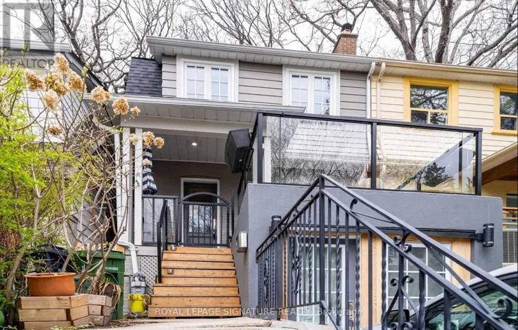 62 KINGSMOUNT PARK ROAD, Toronto (Woodbine Corridor), Ontario M4L3L4