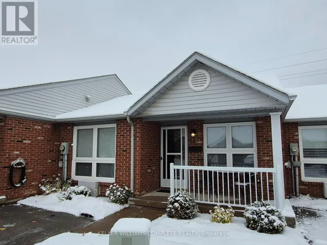 4 - 226 VANSICKLE ROAD, St. Catharines (Rykert/Vansickle), Ontario L2S2S7