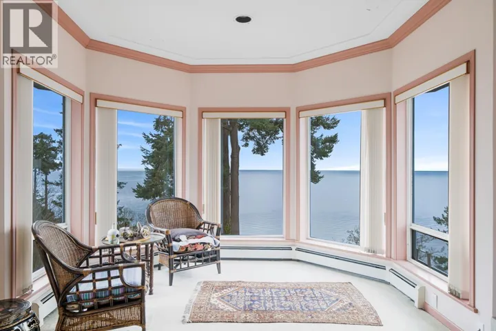 58 TSAWWASSEN BEACH ROAD, Delta, British Columbia V4M4C6