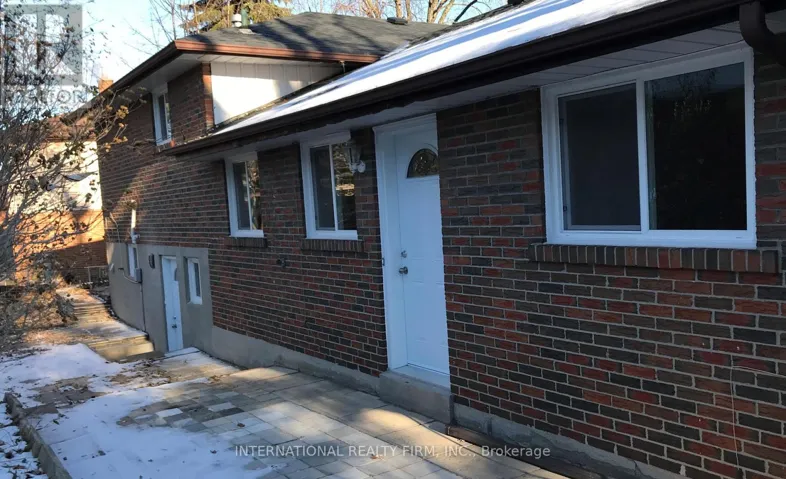 LOWER UNIT - 11 MISTHOLLOW SQUARE, Toronto (Morningside), Ontario M1E4P3