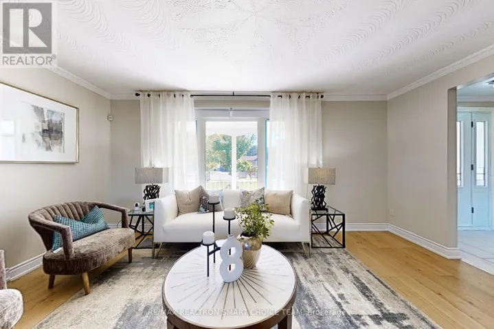 16 FRITH ROAD, Toronto (Glenfield-Jane Heights), Ontario M3N1G1