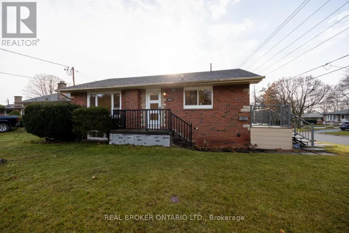 LOWER - 685 EMERSON AVENUE, Oshawa (Donevan), Ontario L1H3L2