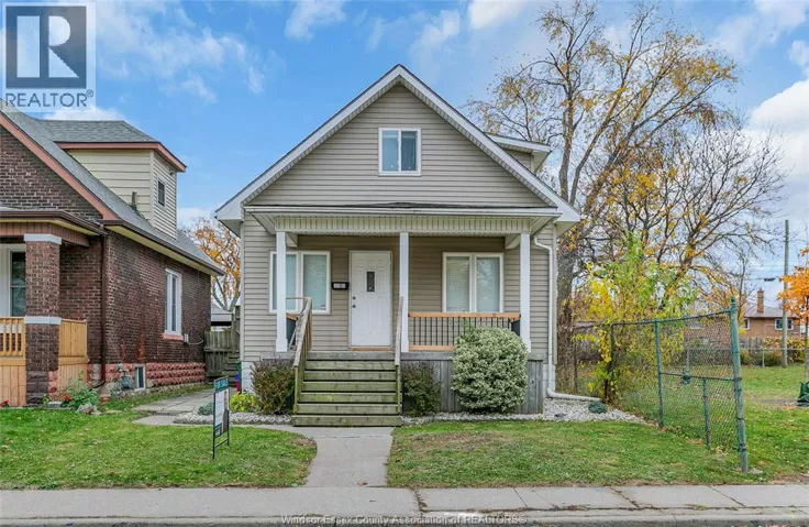 1107 UNIVERSITY AVENUE East, Windsor, Ontario N9A3A5