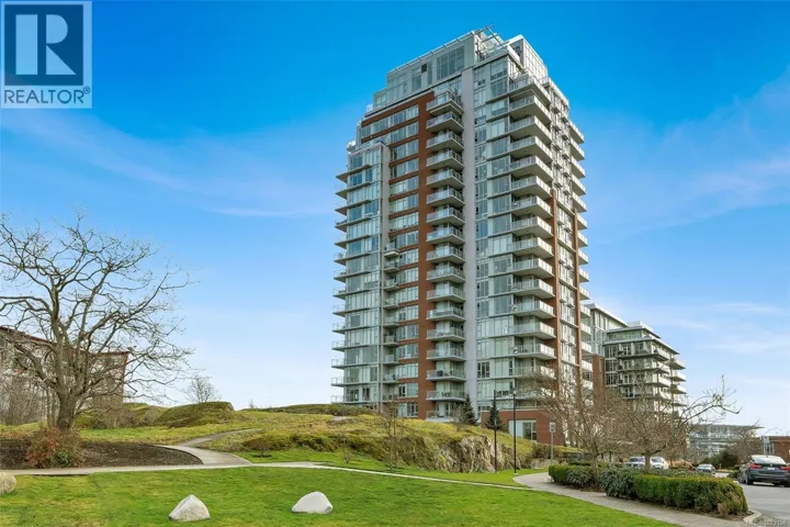 704 83 Saghalie Rd, Victoria, British Columbia V9A0E7