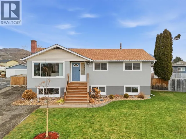 1009 CALMAR Place, Kamloops, British Columbia V2B4T2