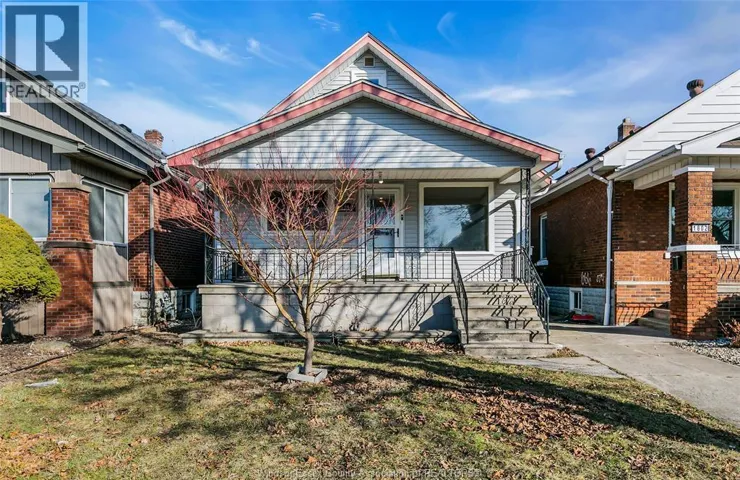 1794 GLADSTONE, Windsor, Ontario N8W2N3