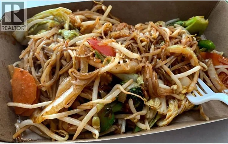 300, 751 3 Street SW, Calgary, Alberta T2P4K8