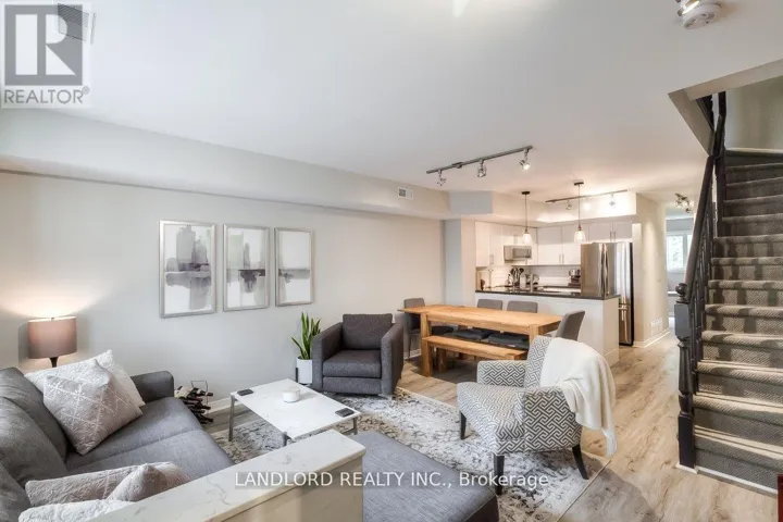 90 - 208 NIAGARA STREET, Toronto (Niagara), Ontario M6J3W5