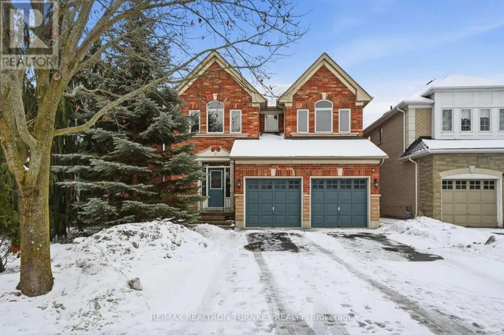 228 SAWMILL VALLEY DRIVE, Newmarket (Summerhill Estates), Ontario L3X2W1