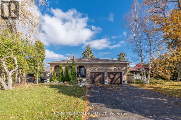 73 GARRARD ROAD, Whitby (Blue Grass Meadows), Ontario L1N3K4