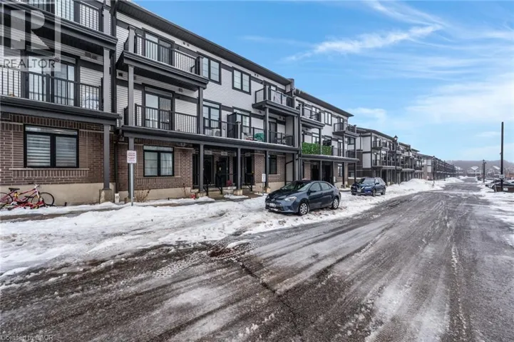 52 WHEAT Lane, Kitchener, Ontario N2R0R6