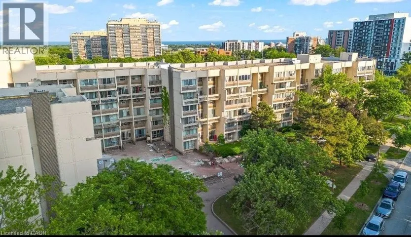 1300 MARLBOROUGH Court Unit# 523, Oakville, Ontario L6H2S2