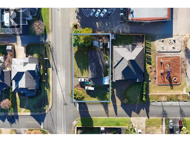 740 PORTER STREET, Coquitlam, British Columbia V3J5B4