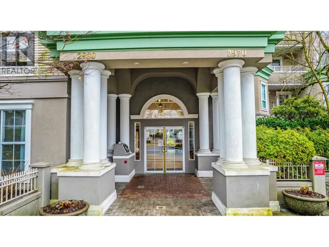 124 2980 PRINCESS CRESCENT, Coquitlam, British Columbia V3B7R4