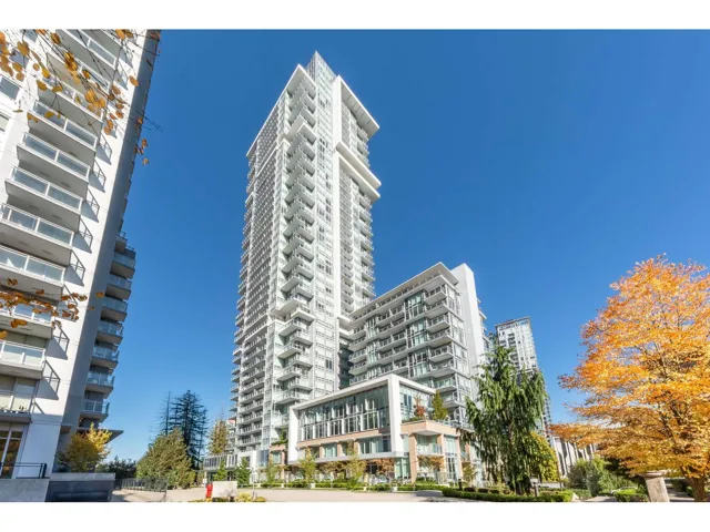 3305 13350 CENTRAL AVENUE, Surrey, British Columbia V3T0S1