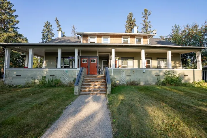 5402 47 Avenue, Wetaskiwin, Alberta T9A0L1