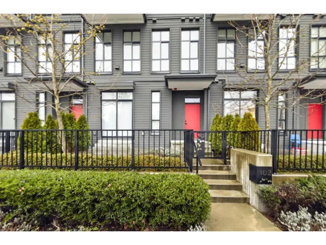 102 13933 105 BOULEVARD, Surrey, British Columbia V3T0R6