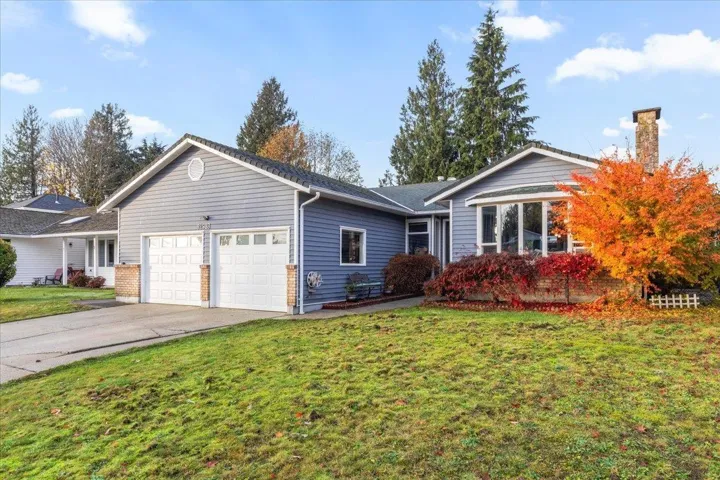 32983 WHIDDEN AVENUE, Mission, British Columbia V2V6G4