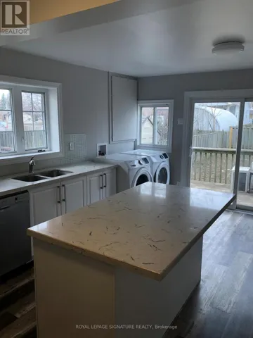 22 GEORGE STREET, Ajax (Central), Ontario L1S1S5