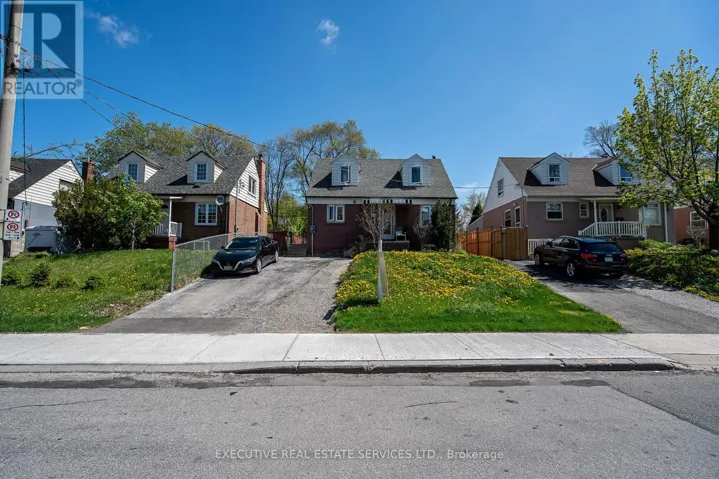 49 TRETHEWEY DRIVE, Toronto (Beechborough-Greenbrook), Ontario M6M4B1