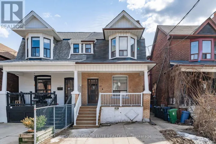 UPPER - 23 BURNFIELD AVENUE, Toronto (Dovercourt-Wallace Emerson-Junction), Ontario M6G1Y4