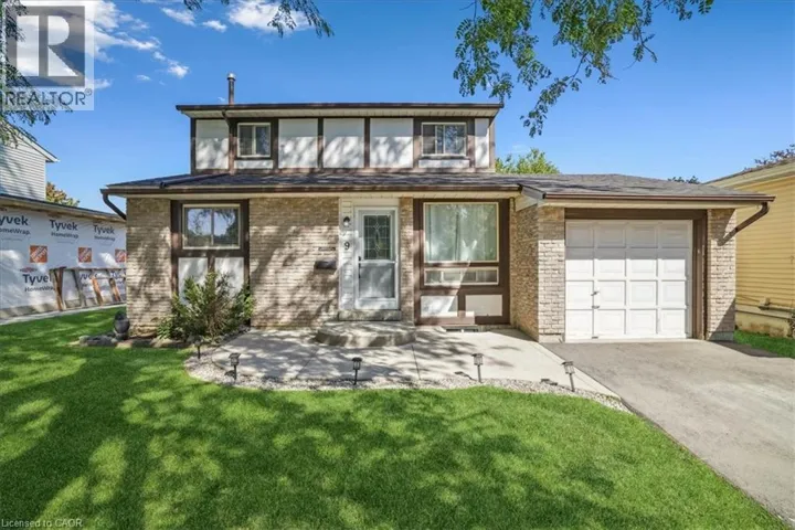 9 INGLEWOOD Street, Brantford, Ontario N3P1A4