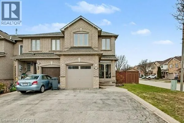 425 TAYLOR Crescent, Burlington, Ontario L7L6J9