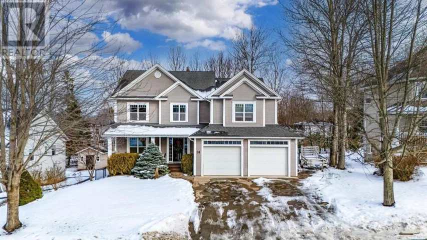 38 Dalhousie Avenue, Kentville, Nova Scotia B4N5E5