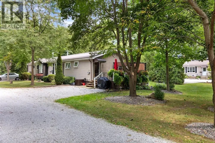 275 HERITAGE Unit# 8, Kingsville, Ontario N9Y3A6