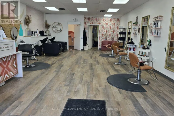 652 DUNDAS STREET EAST STREET E, Belleville (Belleville Ward), Ontario K8N1G7