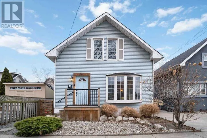 1 MAREVE AVENUE, Hamilton (Hamilton Beach), Ontario L8H7A7