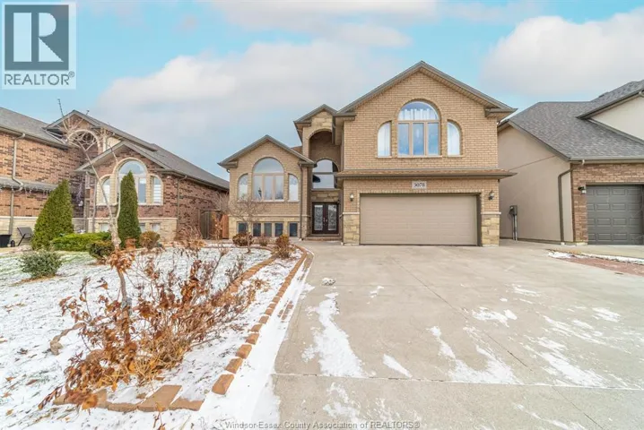 3078 TROUP CRESCENT, Windsor, Ontario N8R0A5