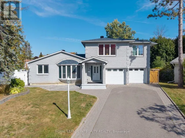16 ST ANDREWS CIRCLE, Ottawa, Ontario K2L1L3