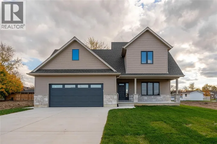 4005 GREENWOOD DRIVE, Petrolia, Ontario N0N1R0