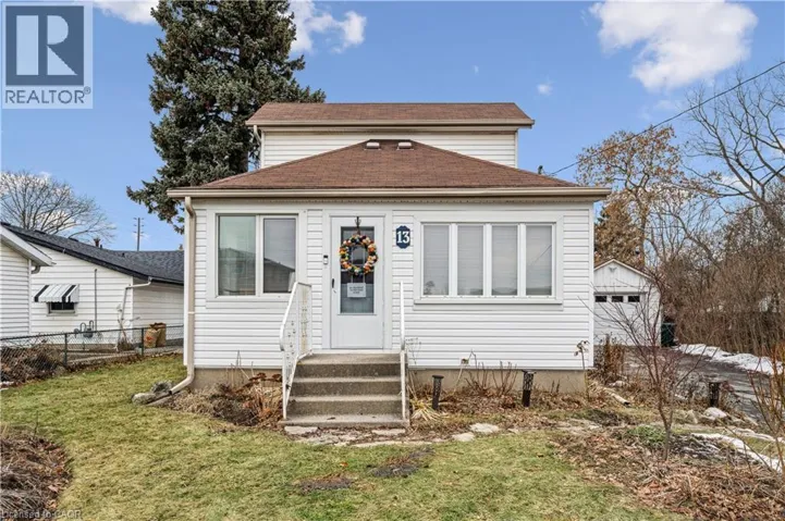 13 SPIERS Crescent, Cambridge, Ontario N1R1B3