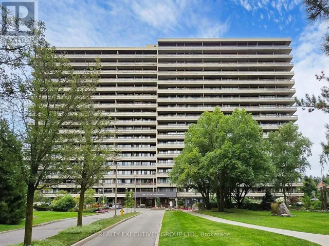 902 - 8111 YONGE STREET, Markham (Royal Orchard), Ontario L3T4V9