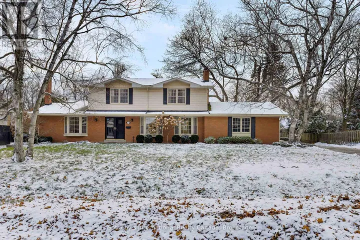 174 CLAXTON DRIVE, Oakville (MO Morrison), Ontario L6J4N9