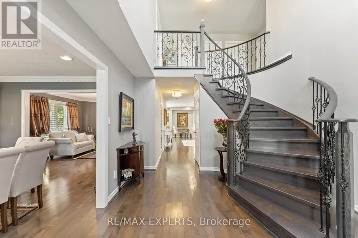 286 KIRBY CRESCENT, Newmarket (Glenway Estates), Ontario L3X1H4