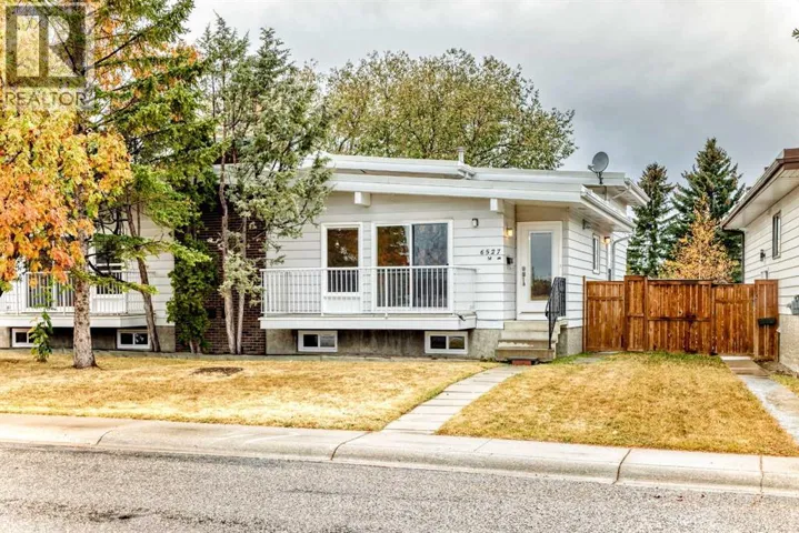 6527 58 Street NW, Calgary, Alberta T3A2A4