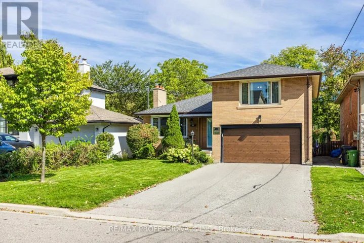 109 BOTFIELD AVENUE, Toronto (Islington-City Centre West), Ontario M9B4E6