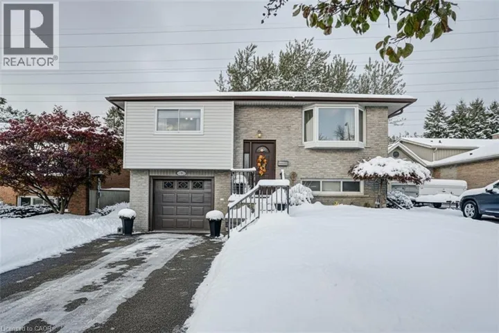 34 WILLOW GREEN Court, Kitchener, Ontario N2N1W6