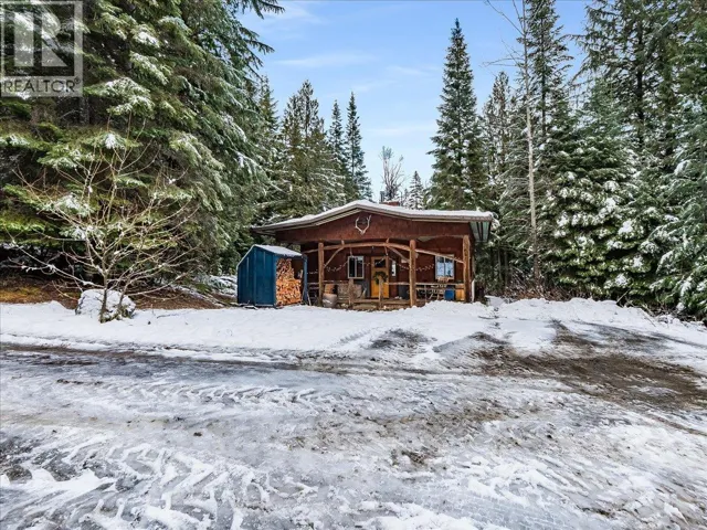6610 6 Highway, Ymir, British Columbia V0G2K0