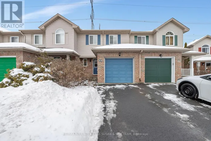 59 BIRCHBANK CRESCENT, Ottawa, Ontario K2M2J9