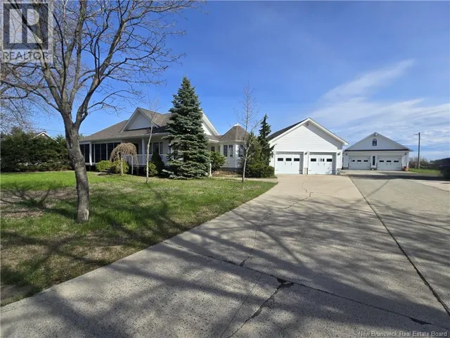 1044 rue Louis G Daigle, Tracadie, New Brunswick E1X1C2