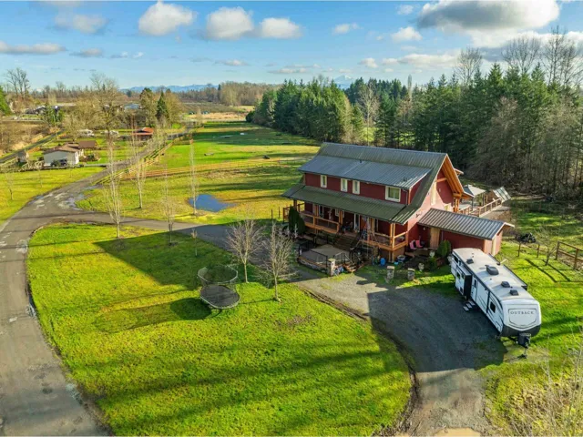 1061 216 STREET, Langley, British Columbia V2Z1R3