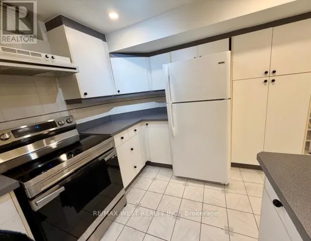 4 FOXCHASE DRIVE, Caledon (Bolton North), Ontario L7E1H7