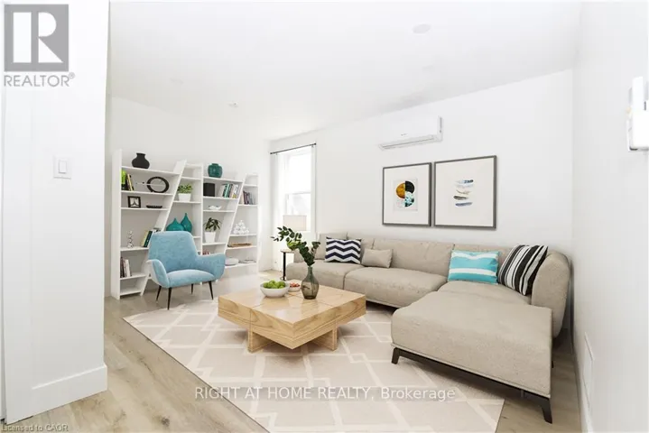 6 - 13 WESTINGHOUSE AVENUE, Hamilton (Gibson), Ontario L8L6E4