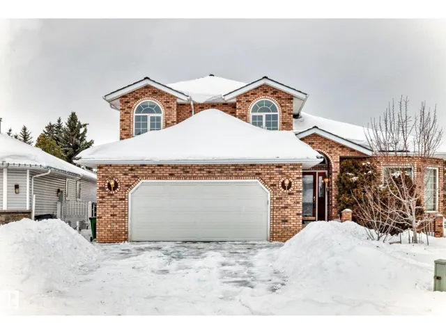 1720 BEARSPAW DR E NW, Edmonton, Alberta T6J5E3